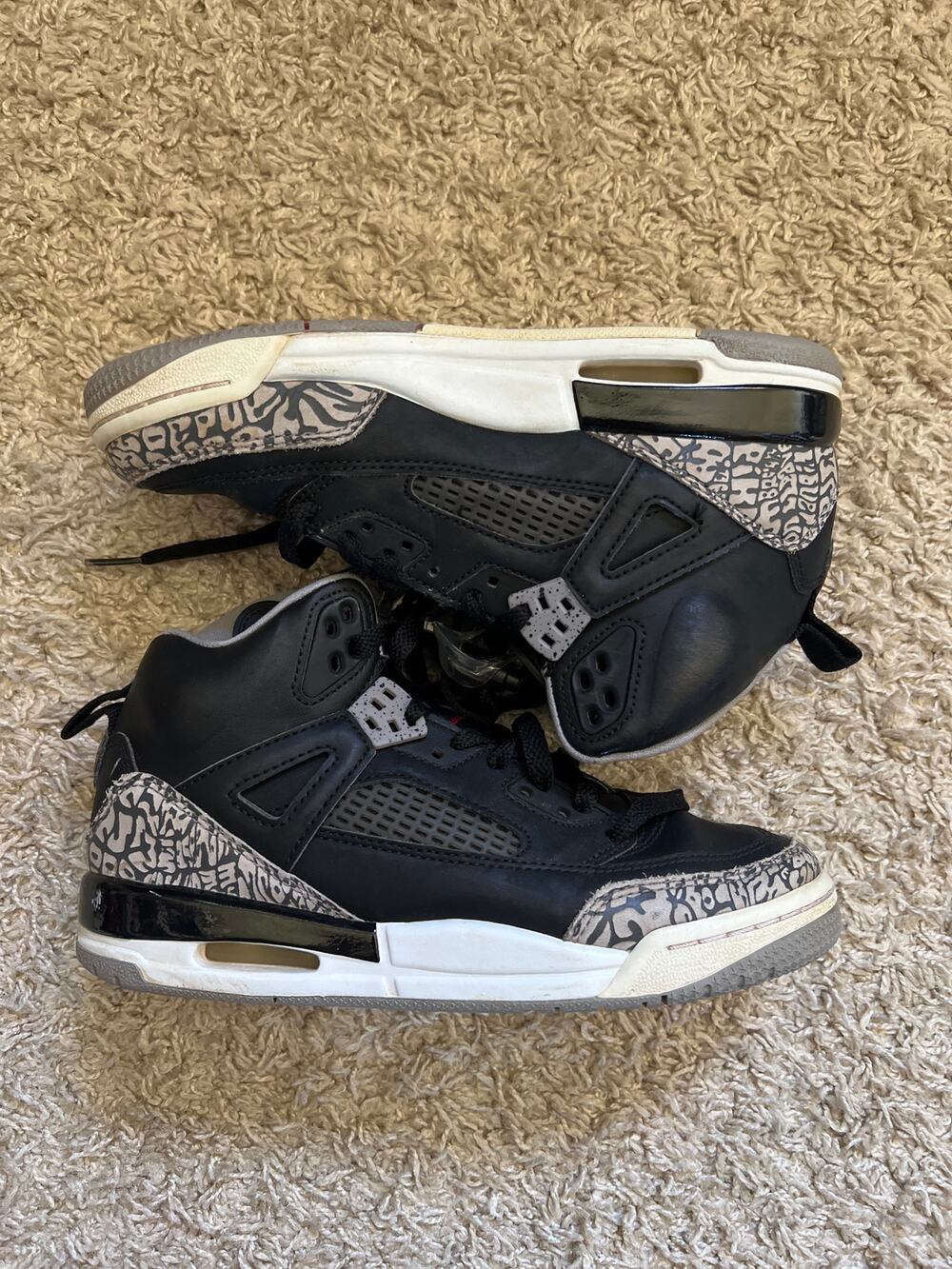 Air Jordan Spizike Black Cement Size 4.5 Youth